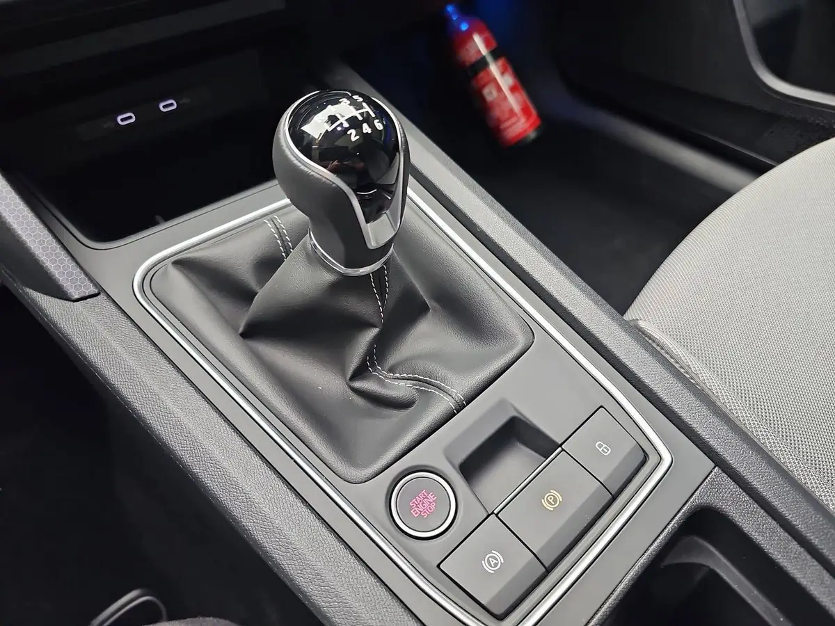 SEAT LEON 1.5 TSI STYLE NAVI LED KAMERA