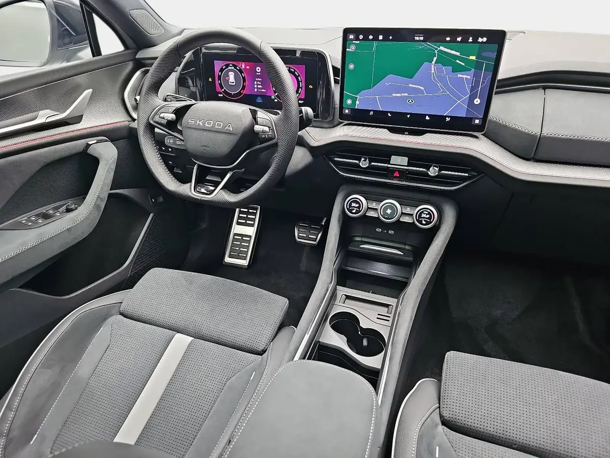 SKODA KODIAQ 2.0 TSI DSG SPORTLINE 4X4 PANO LED AHK