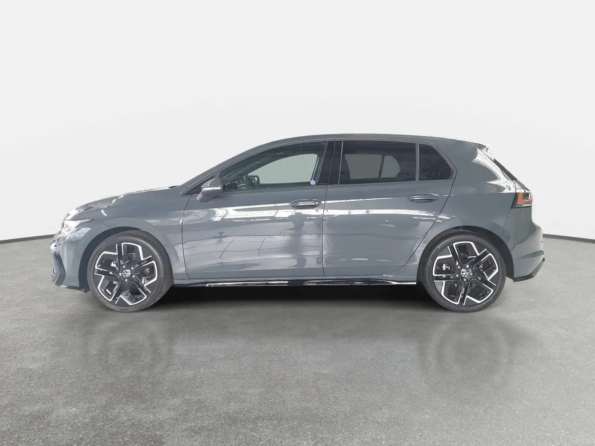 VW GOLF 1.5 ETSI DSG VIII R-LINE NAVI MATRIX-LED