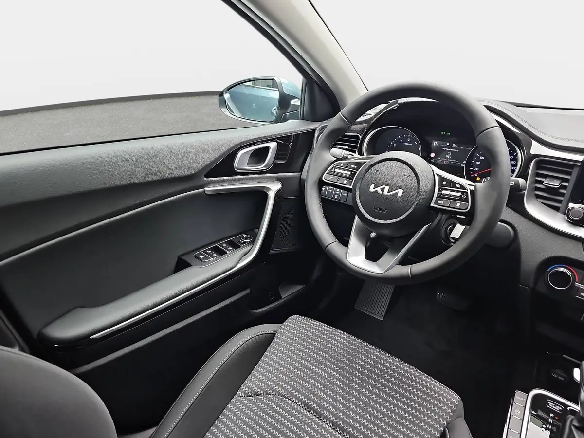 KIA CEED 1.5 T-GDI DCT7 VISION KOMFORT+ SITZH.