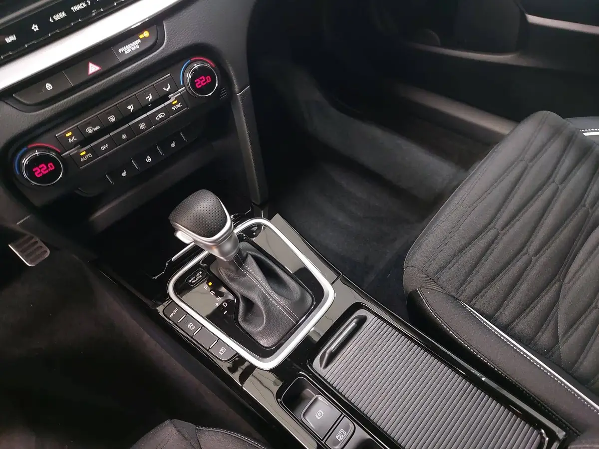 KIA CEED SW 1.5 T-GDI DCT7 GT-LINE