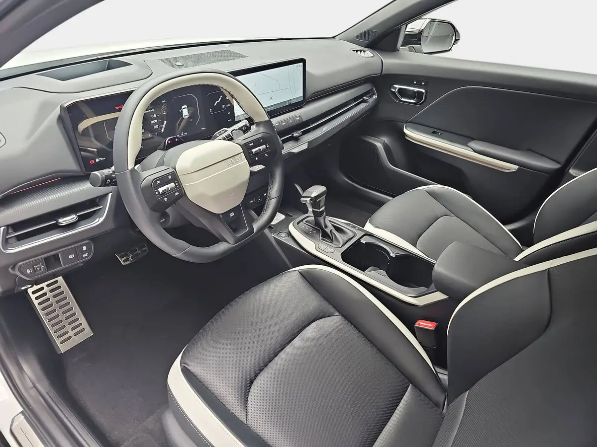 KIA K4 SW 1.6 T-GDI 180 PS DCT7 GT-LINE MJ26 DW-PARK-PRO SITZ SOUND DESIGN GLASDACH