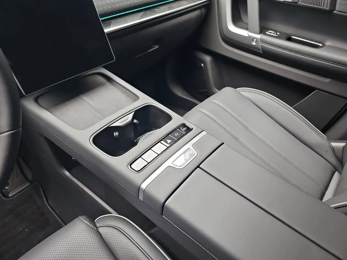 JAECOO 7 PLUG-IN-HYBRID EXCLUSIVE