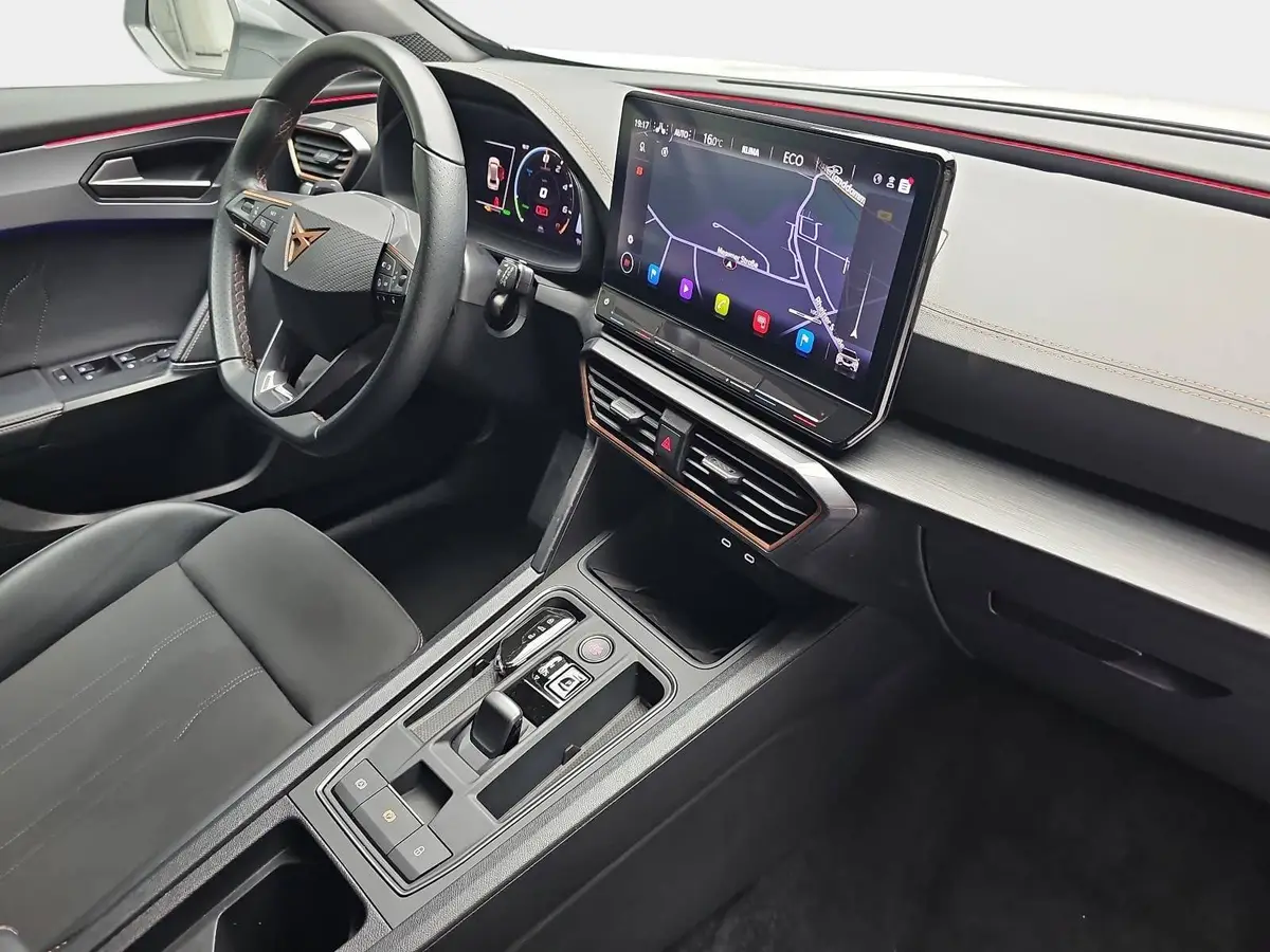 CUPRA FORMENTOR 1.4 DSG PHEV NAVI LED KAMERA