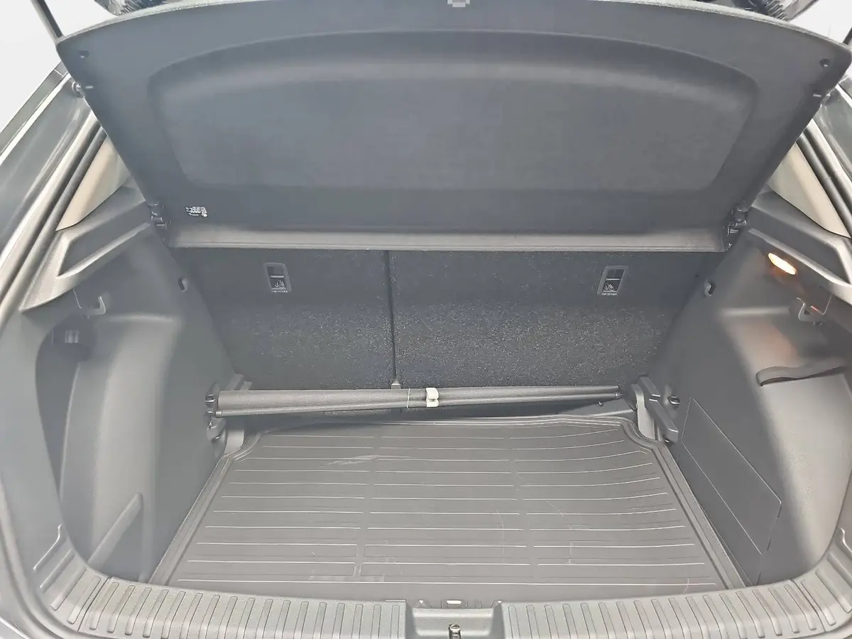 SKODA FABIA 1.0 MPI SELECTION LED KAMERA