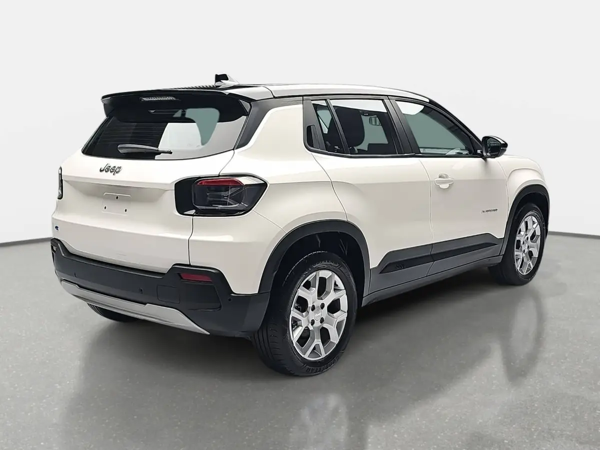 JEEP AVENGER AUTO. 51KWH ALTITUDE LED PANO LM17