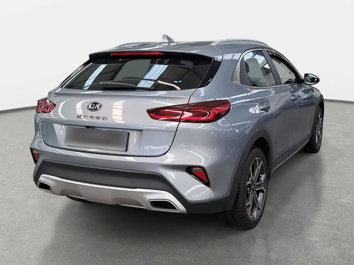 KIA XCEED 1.6 CRDI DCT NAVI KLIMA KAMERA ALLSEASON LM17