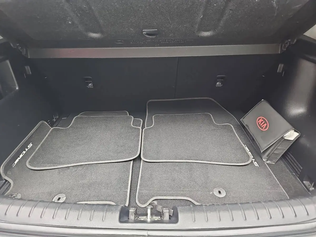 KIA STONIC 1.4 VISION NAVI KAMERA LM17