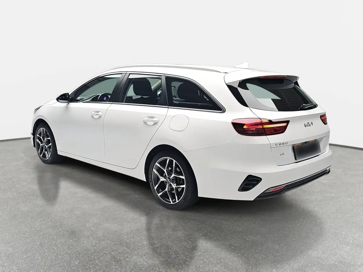 KIA CEED SW 1.5 T-GDI DCT7 SPIRIT TECHNOLOGIE ABN. AHK