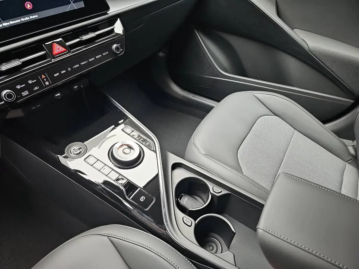 KIA NIRO 1.6 GDI PLUG-IN-HYBRID DCT VISION KOMFORT STYLE