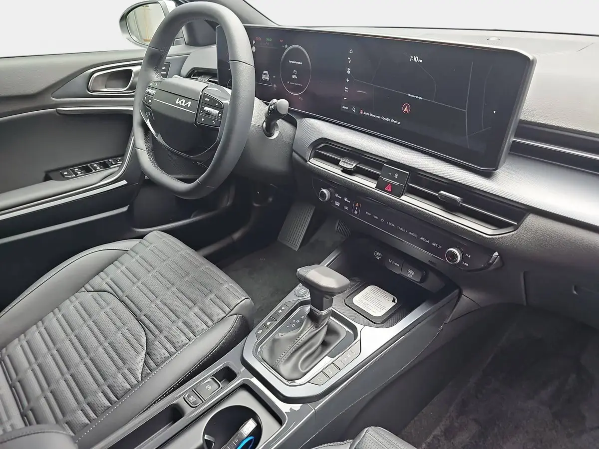 KIA XCEED 1.6 T-GDI 150 DCT SPIRIT MJ27 SOUND SITZ ADVANCED