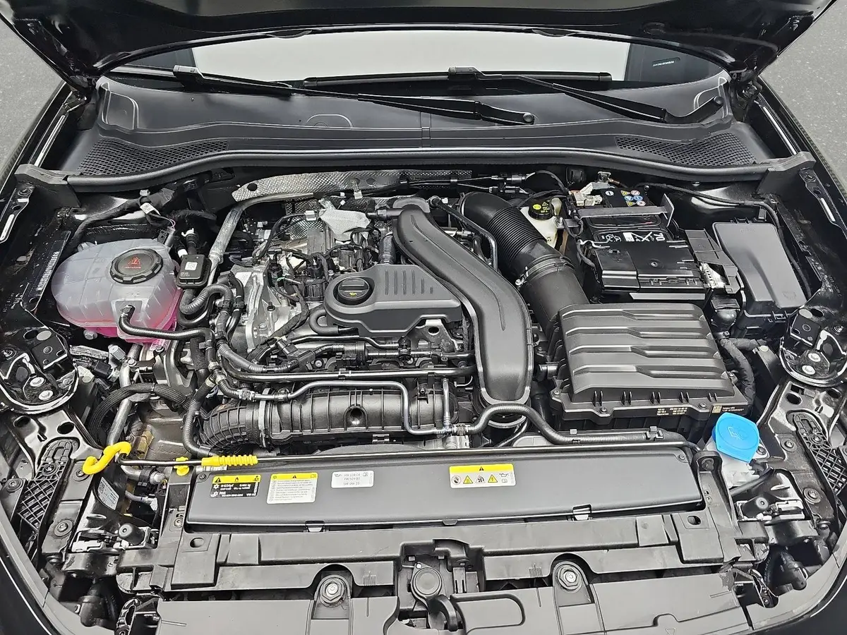 CUPRA LEON ST 1.5 ETSI DSG NAVI LED KLIMAAUTO ACC FULL-LINK KAME