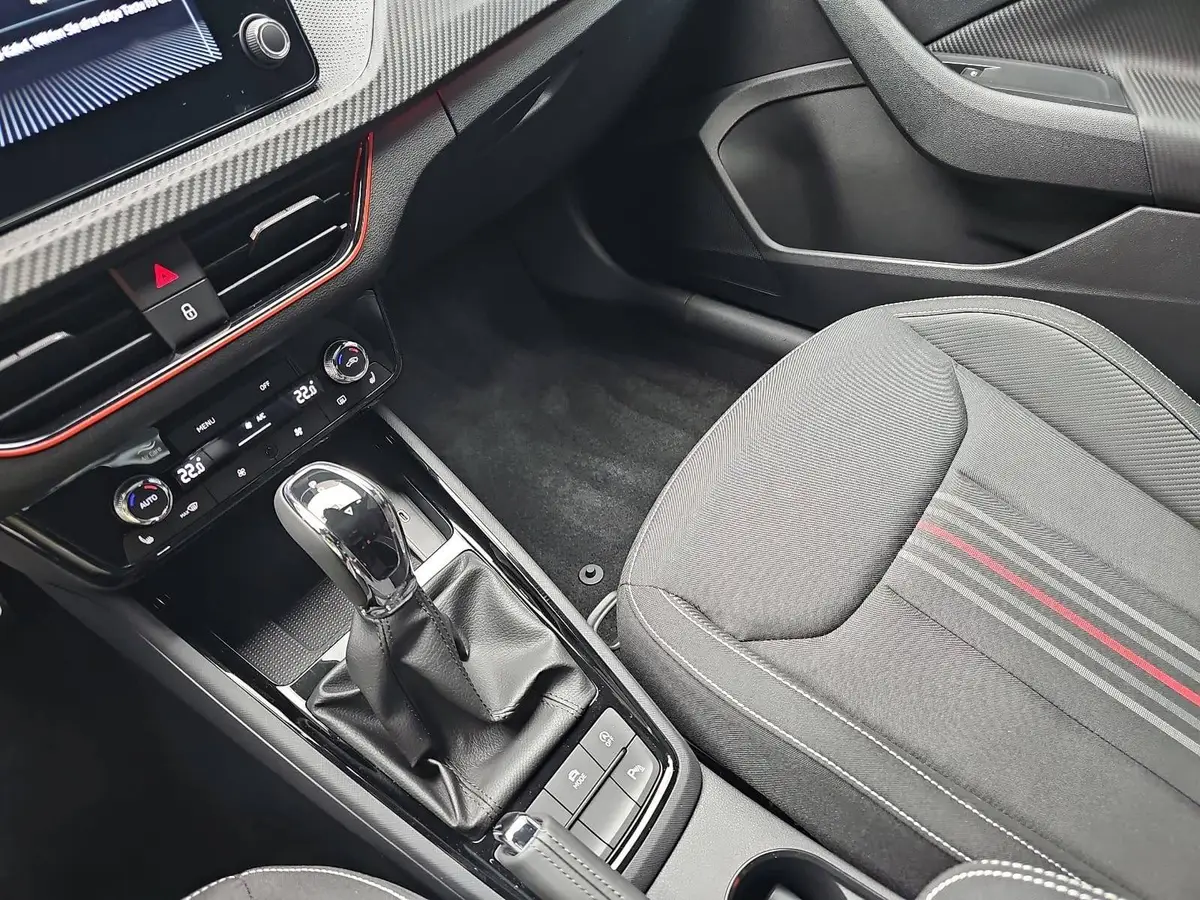 SKODA KAMIQ 1.5 TSI DSG MONTE CARLO MATRIX KAMERA AHK