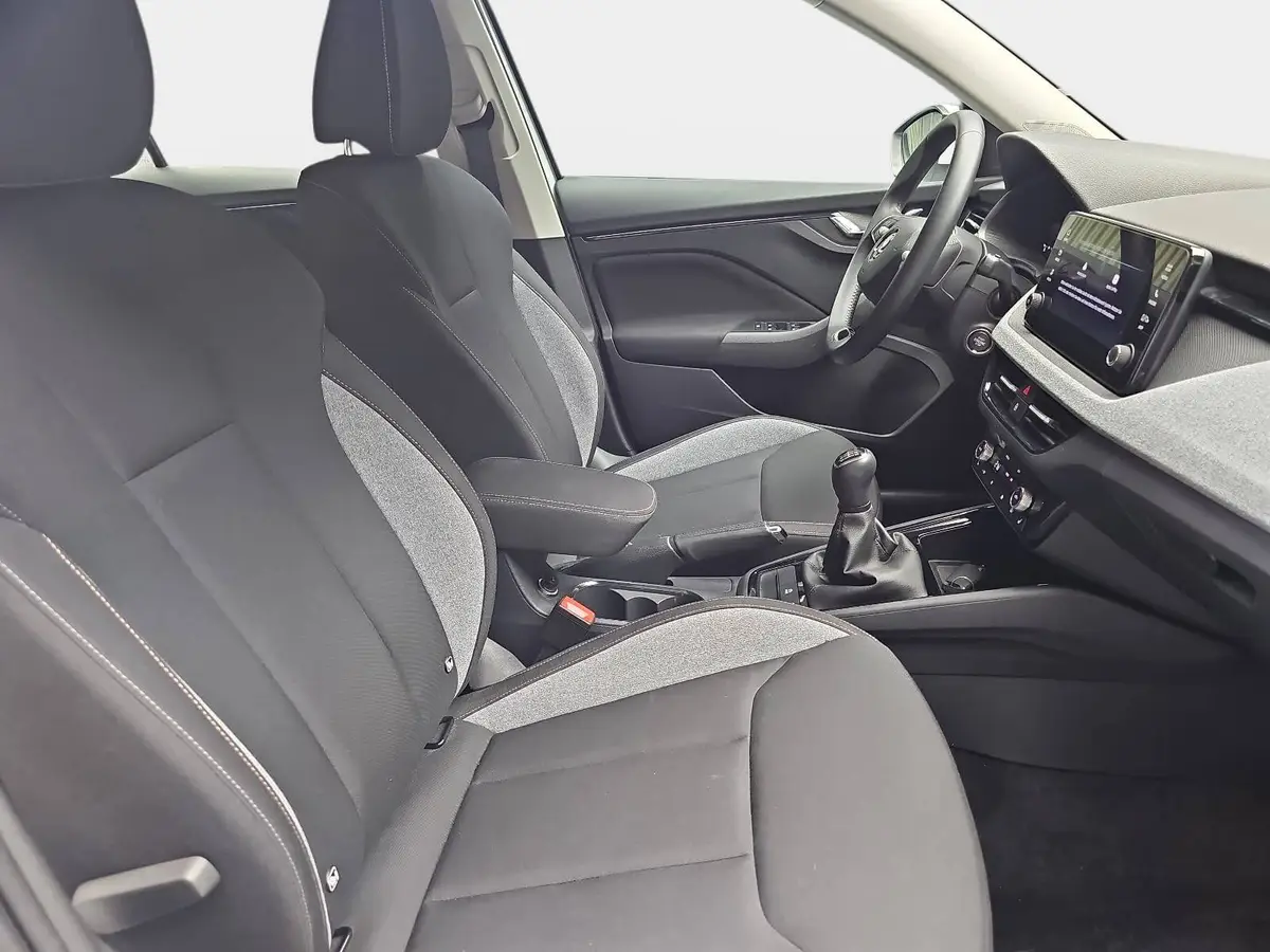 SKODA KAMIQ 1.0 TSI SELECTION KAMERA AHK LM