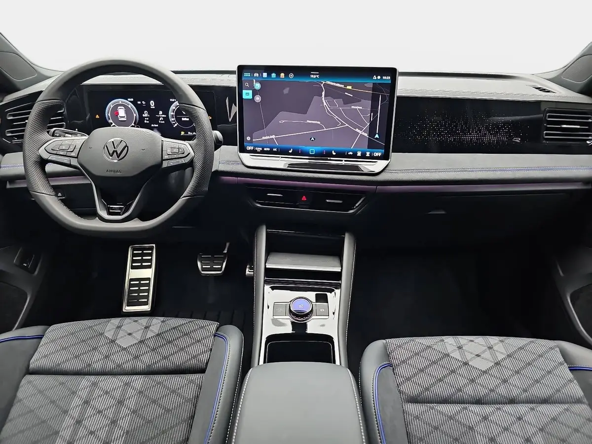 VW TIGUAN 2.0 TDI DSG R-LINE NAVI LED PANO