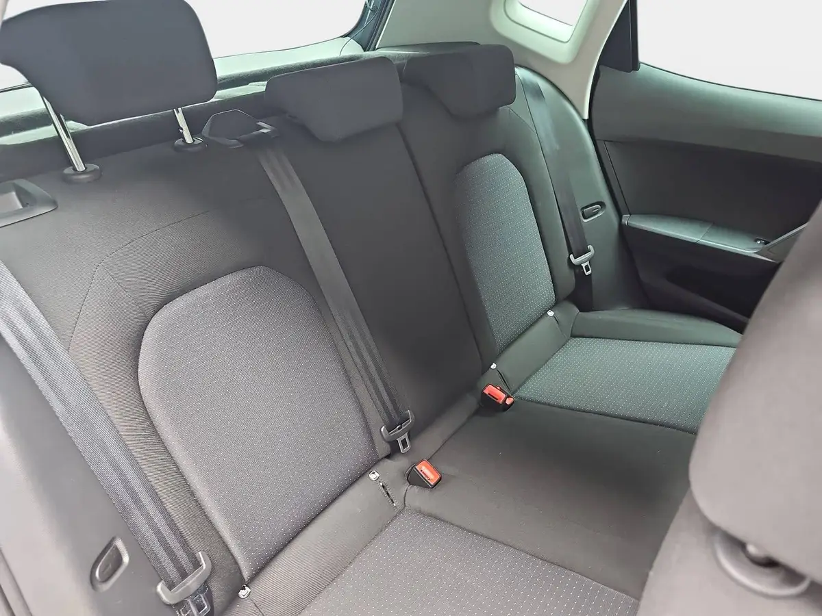 SEAT ARONA 1.0 TSI STYLE NAVI LED PDC LM16