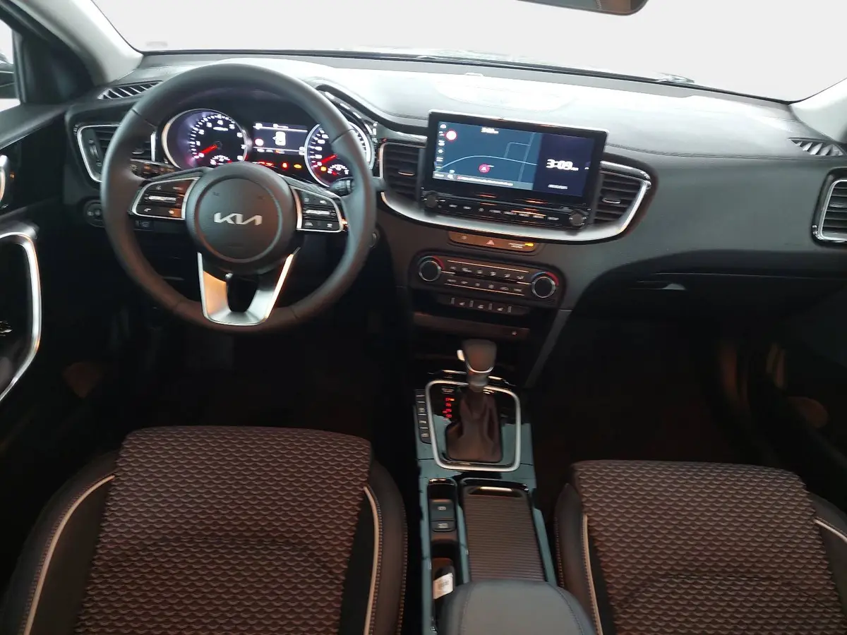 KIA XCEED 1.6 T-GDI 150 DCT SPIRIT MJ26 XCLUSIVE