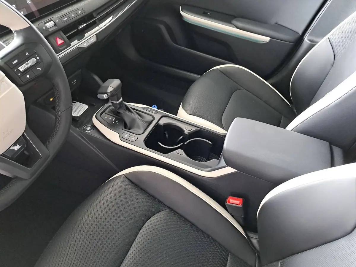 KIA K4 SW 1.6 T-GDI 180 PS DCT7 GT-LINE MJ26 DW-PARK-PRO SITZ SOUND DESIGN