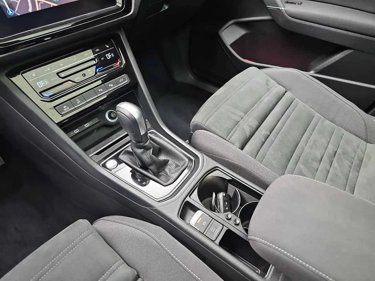 VW TOURAN 1.5 TSI DSG HIGHLINE R-LINE NAVI LED ACC PANO KAME