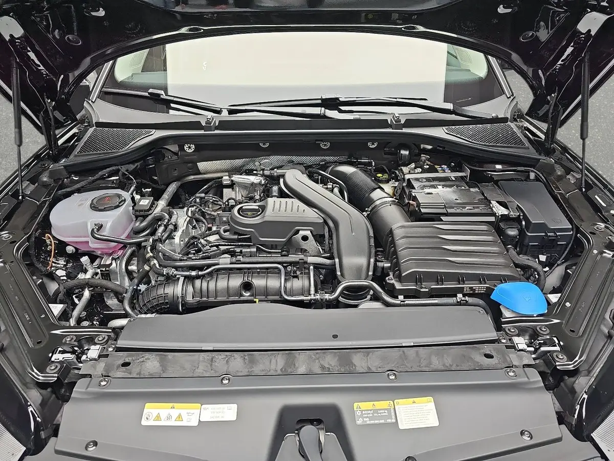 SKODA OCTAVIA COMBI 1.5 TSI ETEC DSG SELECTION NAVI LED ACC WINER KAM