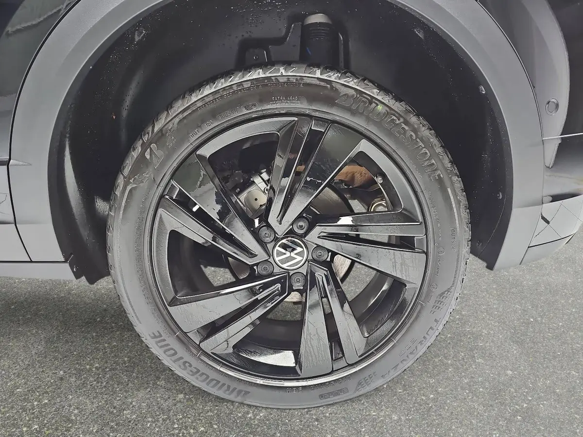 VW T-ROC 2.0 TDI DSG R-LINE NAVI LED MATRIX PANO ACC DCC AH