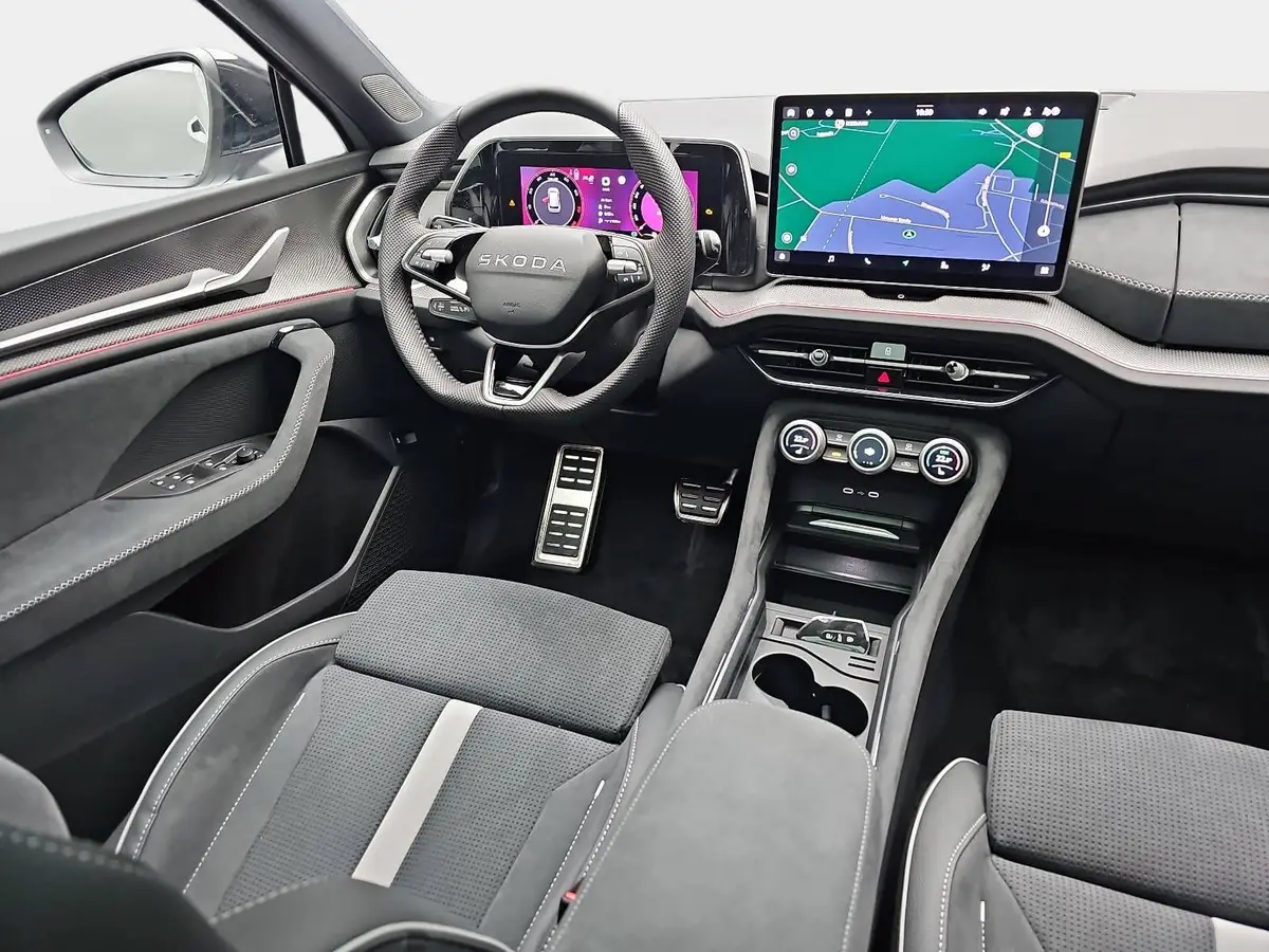 SKODA KODIAQ 1.5 TSI DSG SPORTLINE NAVI LED ACC PANO WINTER AHK