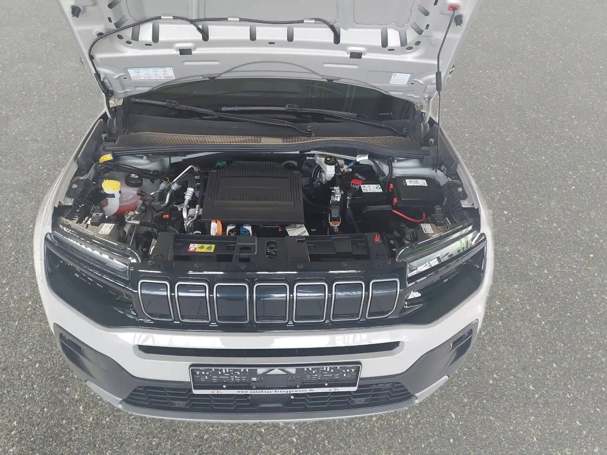 JEEP AVENGER AUTO. 51KWH SUMMIT LED ACC KAMERA