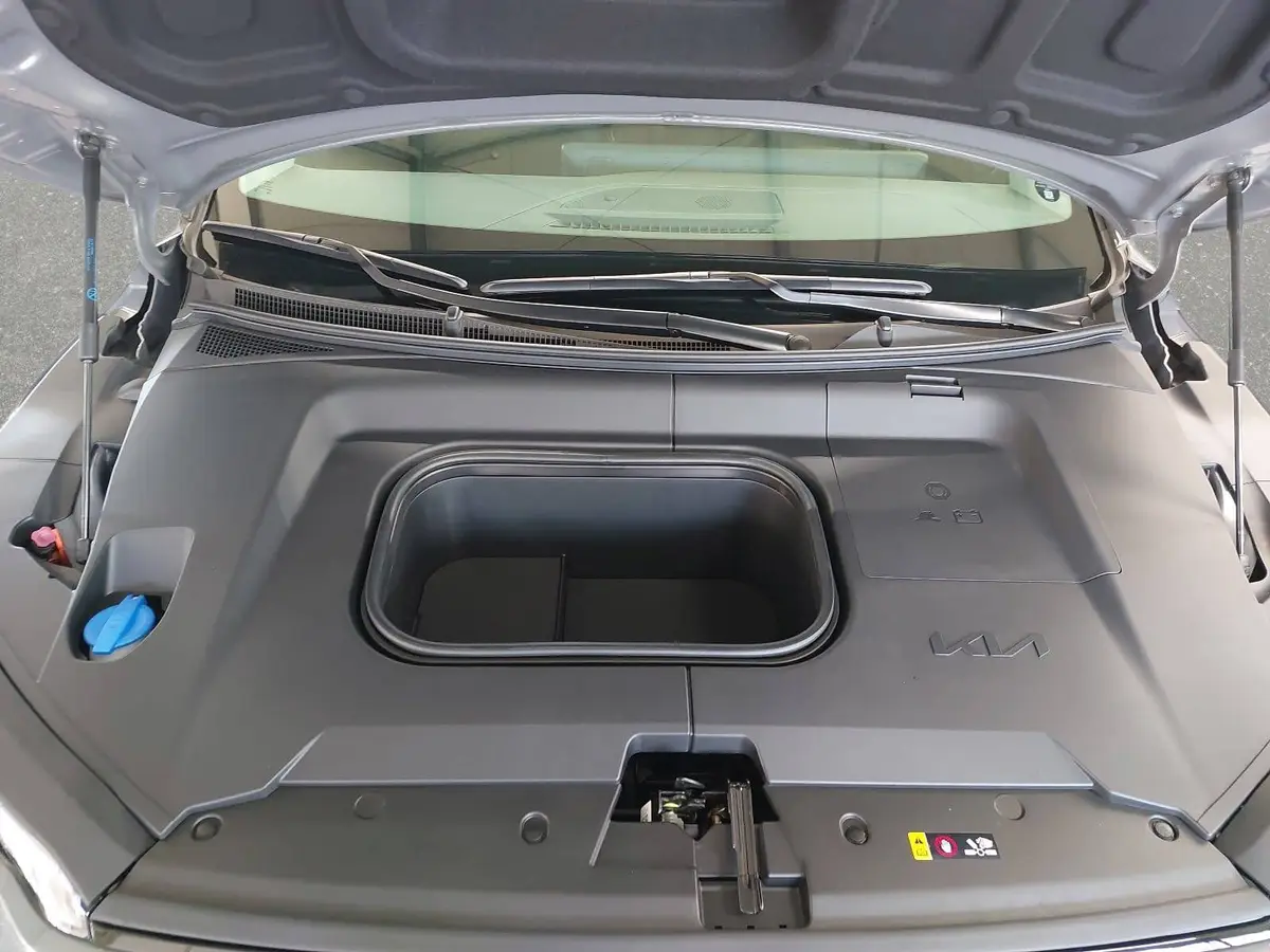 KIA EV3 58.3 KWH EARTH MJ26 WINTER-CONNECT BUSINESS UPGRADE DRIVEWISE-PARK