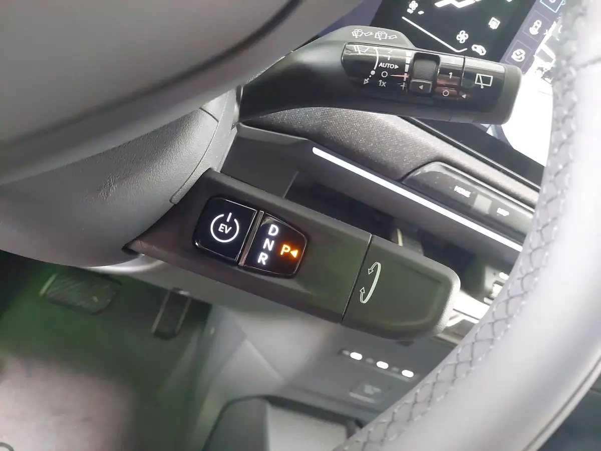 KIA EV2 42.2 KWH EARTH MJ27 WINTER-CONNECT 22KW-AC TECHN DRIVEWISE-PARK DESIGN