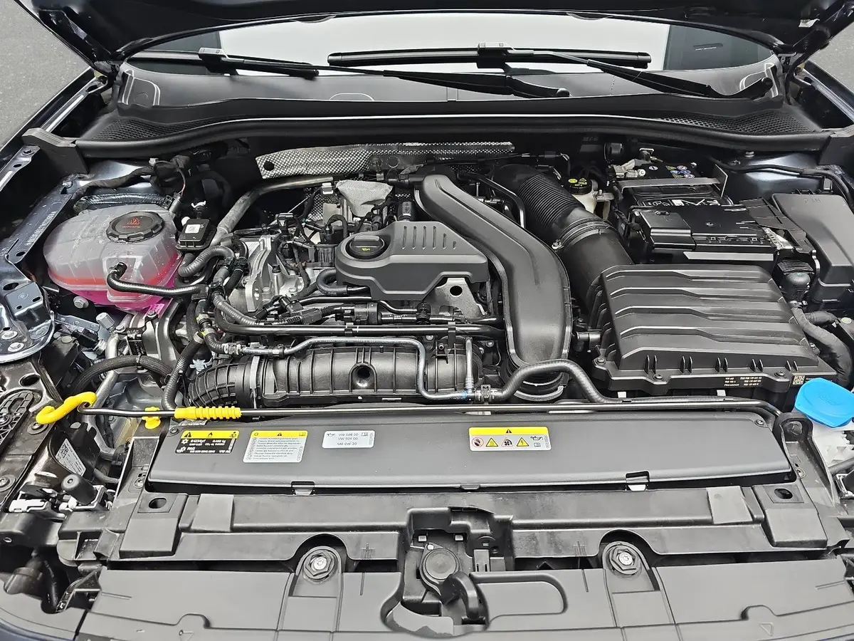 CUPRA LEON ST 1.5 ETSI DSG NAVI LED KLIMAAUTO ACC FULL-LINK KAME