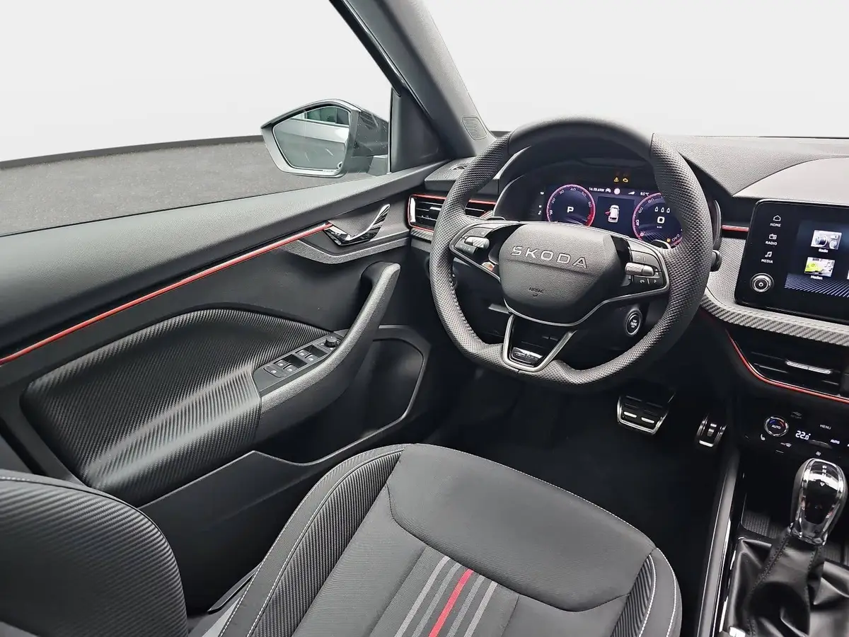 SKODA KAMIQ 1.5 TSI DSG MONTE CARLO MATRIX KAMERA AHK