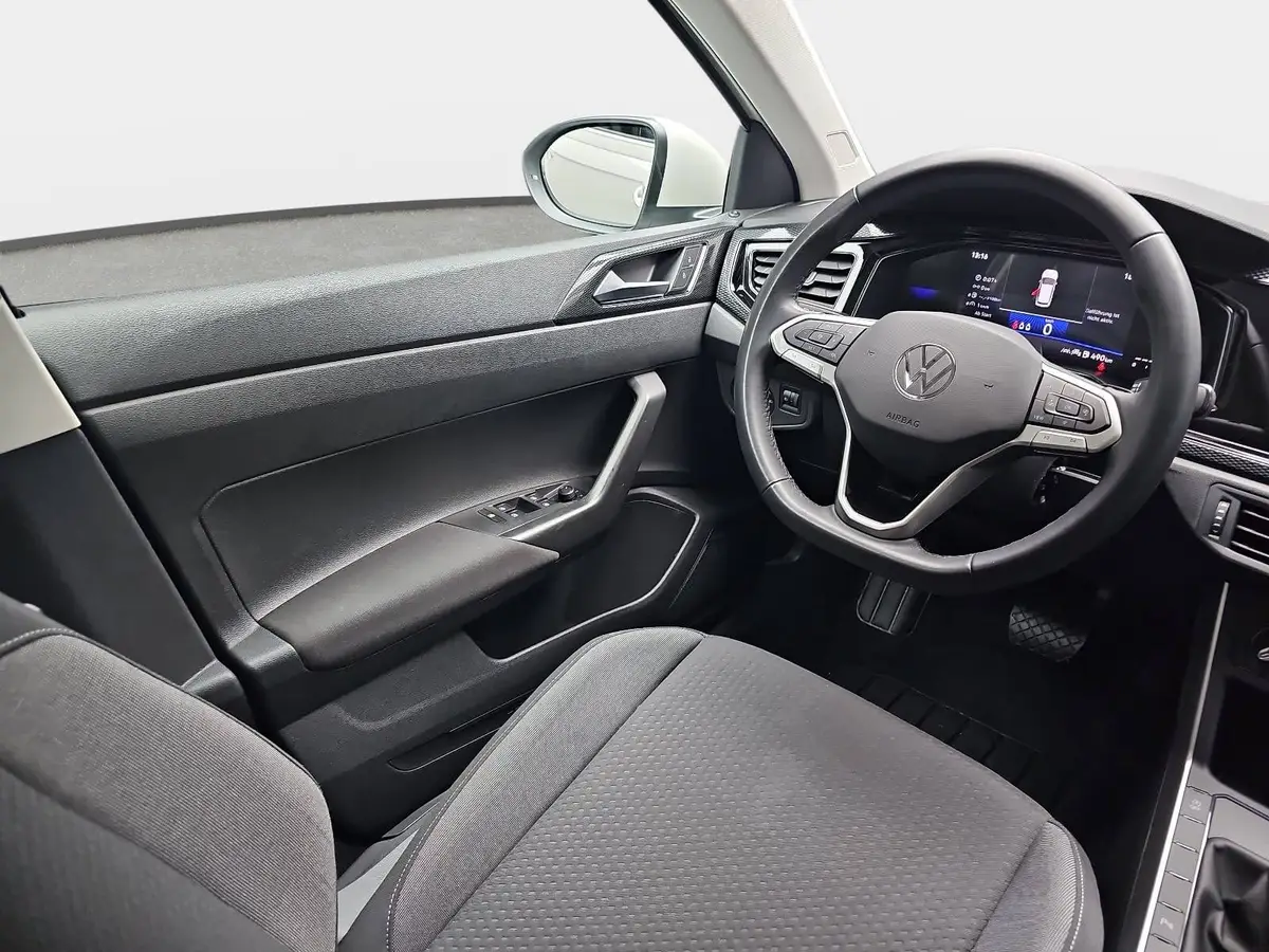 VW TAIGO 1.0 TSI DSG LIFE NAVI LED ACC SITZHEIZUNG PDC KAME