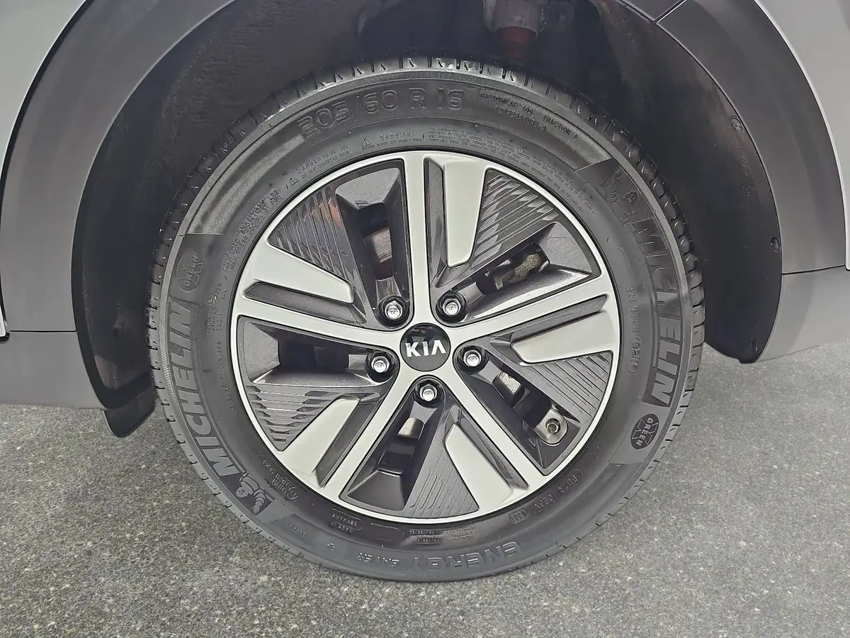 KIA NIRO 1.6 GDI PLUG-IN HYBRID DCT SPIRIT NAVI