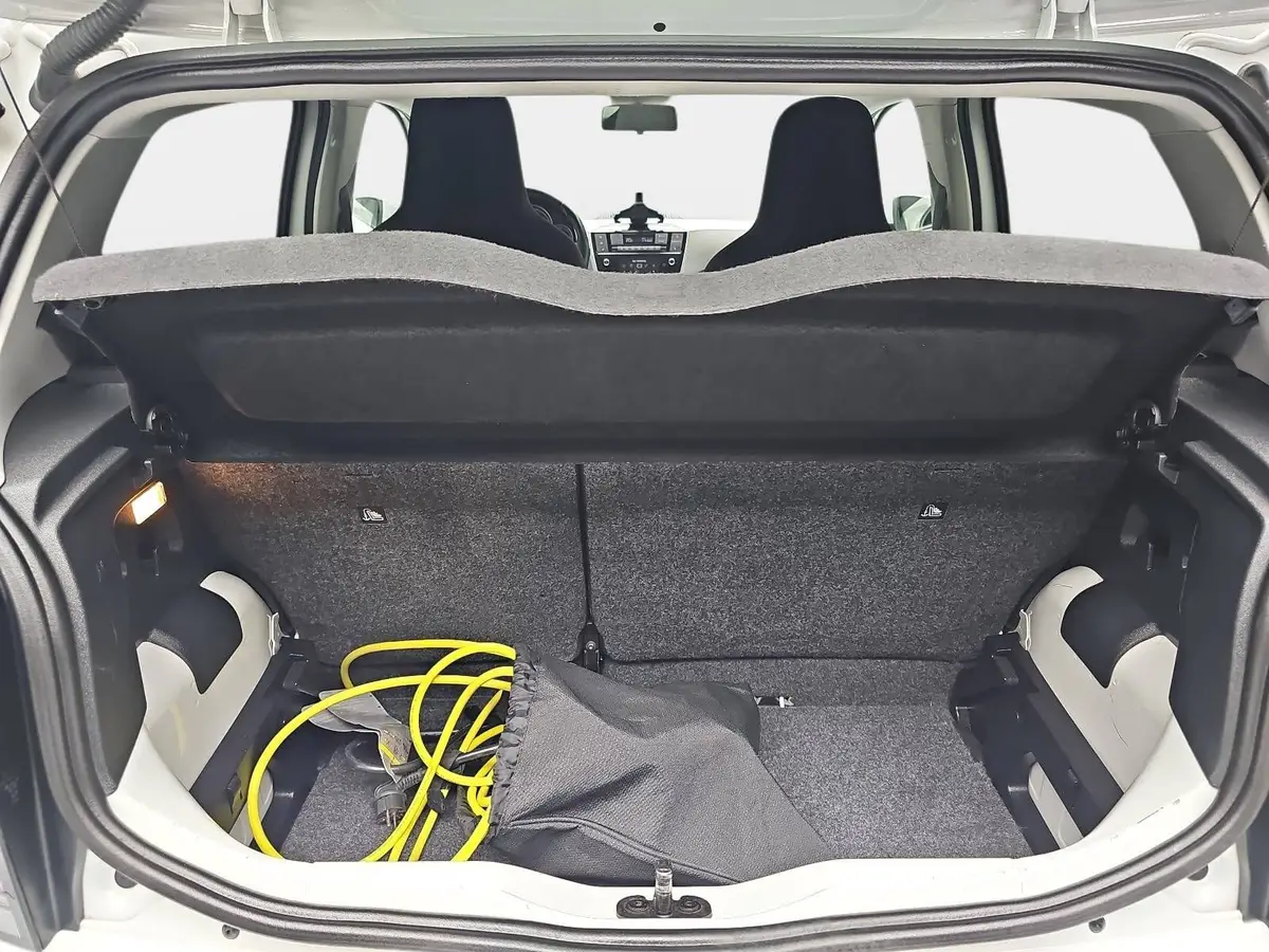 VW E-UP! AUTO. MOVE KLIMA WINTERPAKET LM15