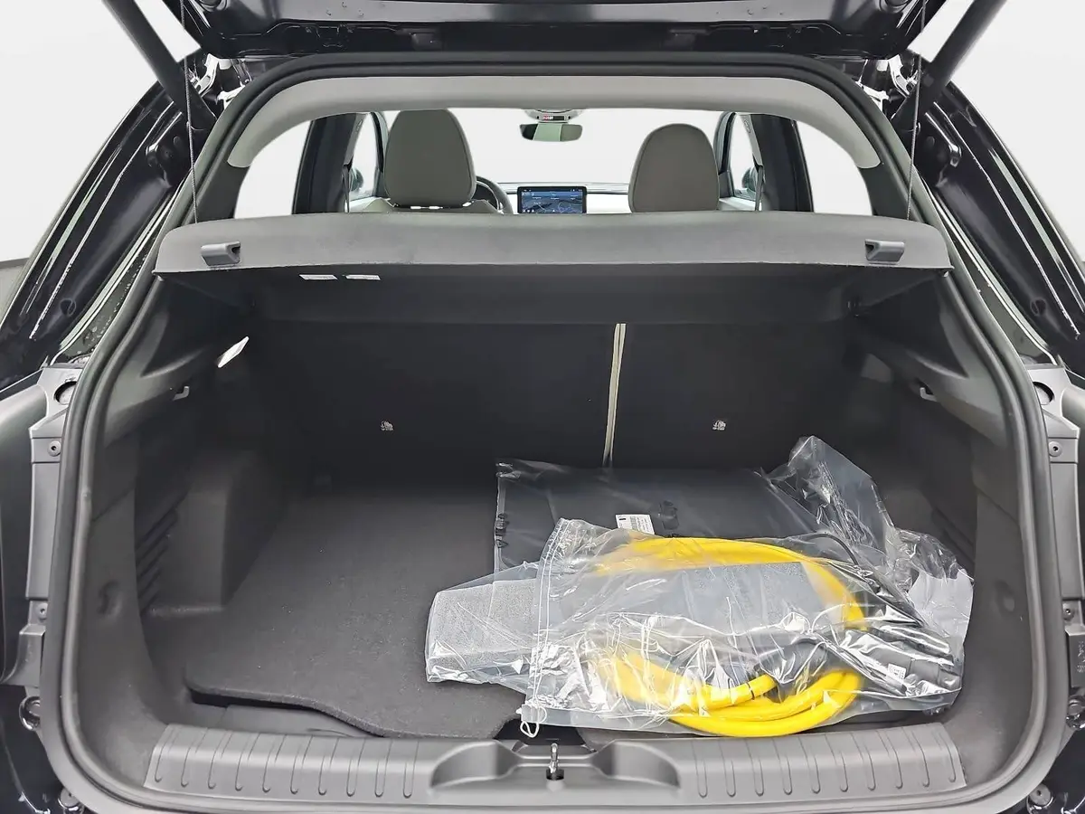 FIAT 600E ELEKTRO LA PRIMA