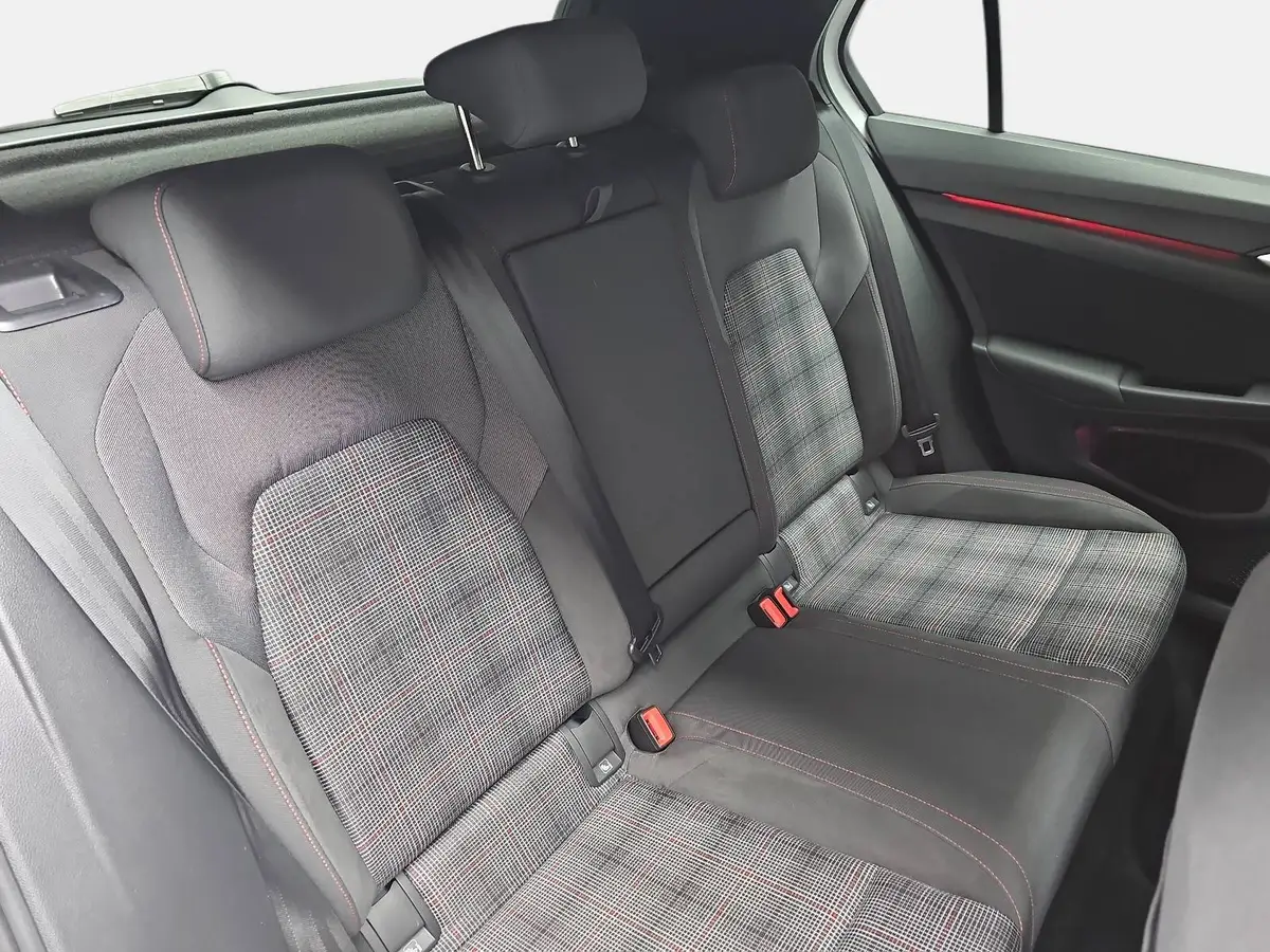 VW GOLF VIII 2.0 TSI DSG GTI NAVI LED HUD ACC DCC PANO BLA