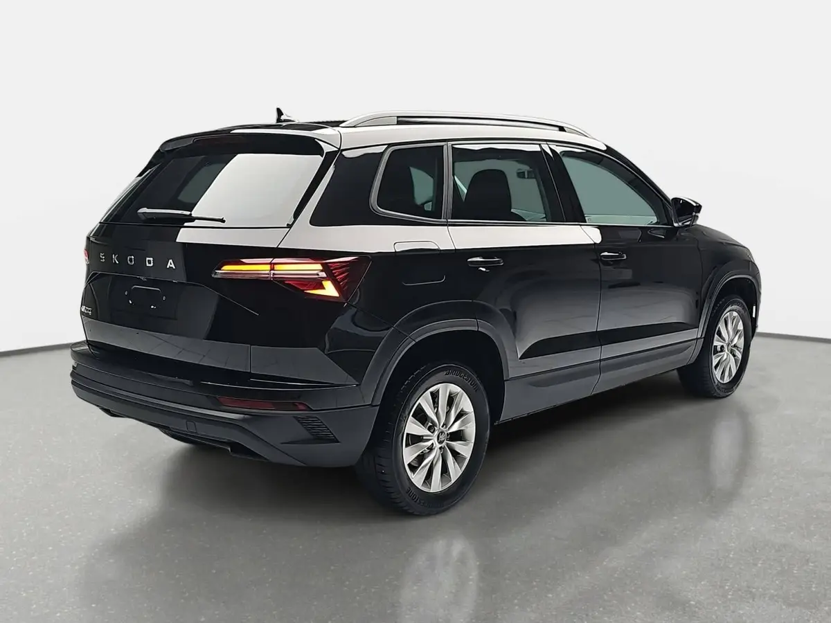 SKODA KAROQ 1.5 TSI DSG 130 JAHRE LED KLIMAAUTO SMARTLINK PDC 
