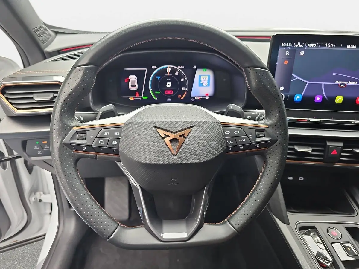 CUPRA FORMENTOR 1.4 DSG PHEV NAVI LED KAMERA