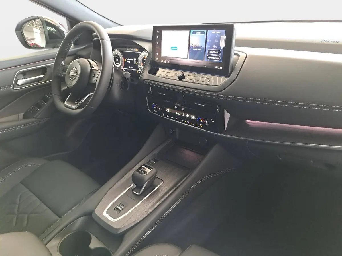 NISSAN QASHQAI 1.3 DIG-T X-TRONIC TEKNA NAVI LED