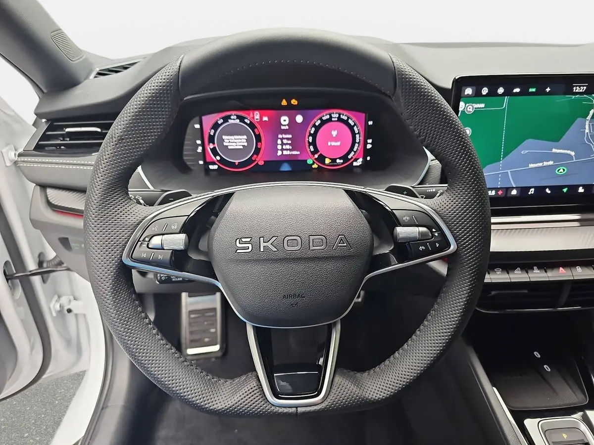 SKODA OCTAVIA COMBI 2.0 TDI DSG SPORTLINE NAVI LED