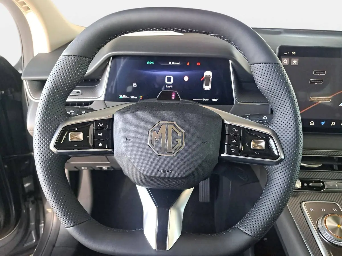 MG ANDERE EV FÖRDERFÄHIG 77 KWH LUXURY AWD PANORAMA LEDER 20-ZOLL