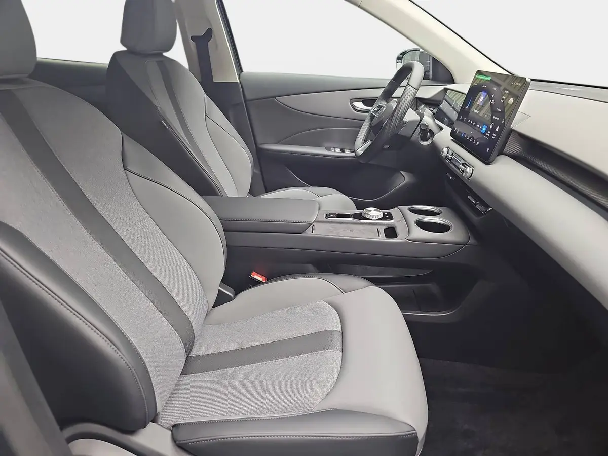 MG S5 EV 64 KWH MY25 LUXURY