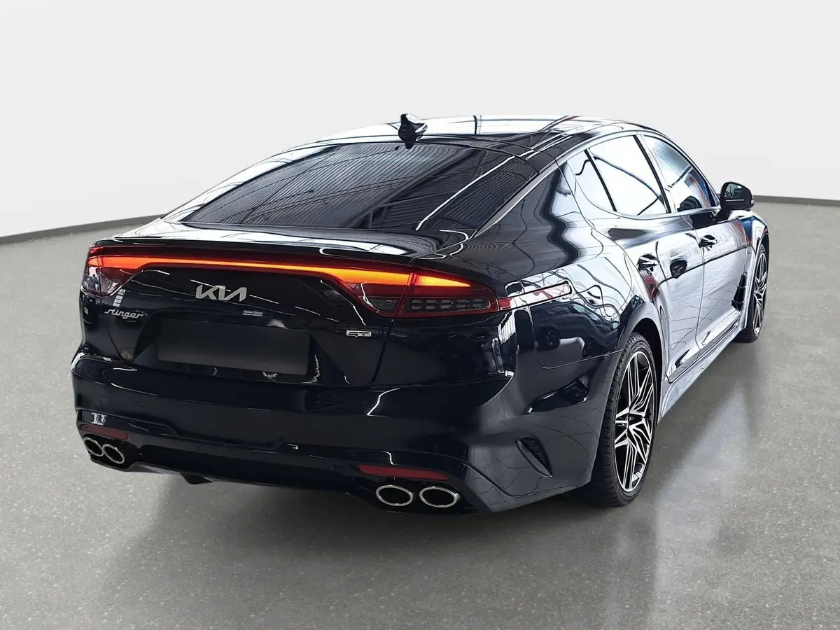 KIA STINGER 3.3 V6 T-GDI AUTO. 4WD GT NAVI LED LEDER WINTER KA