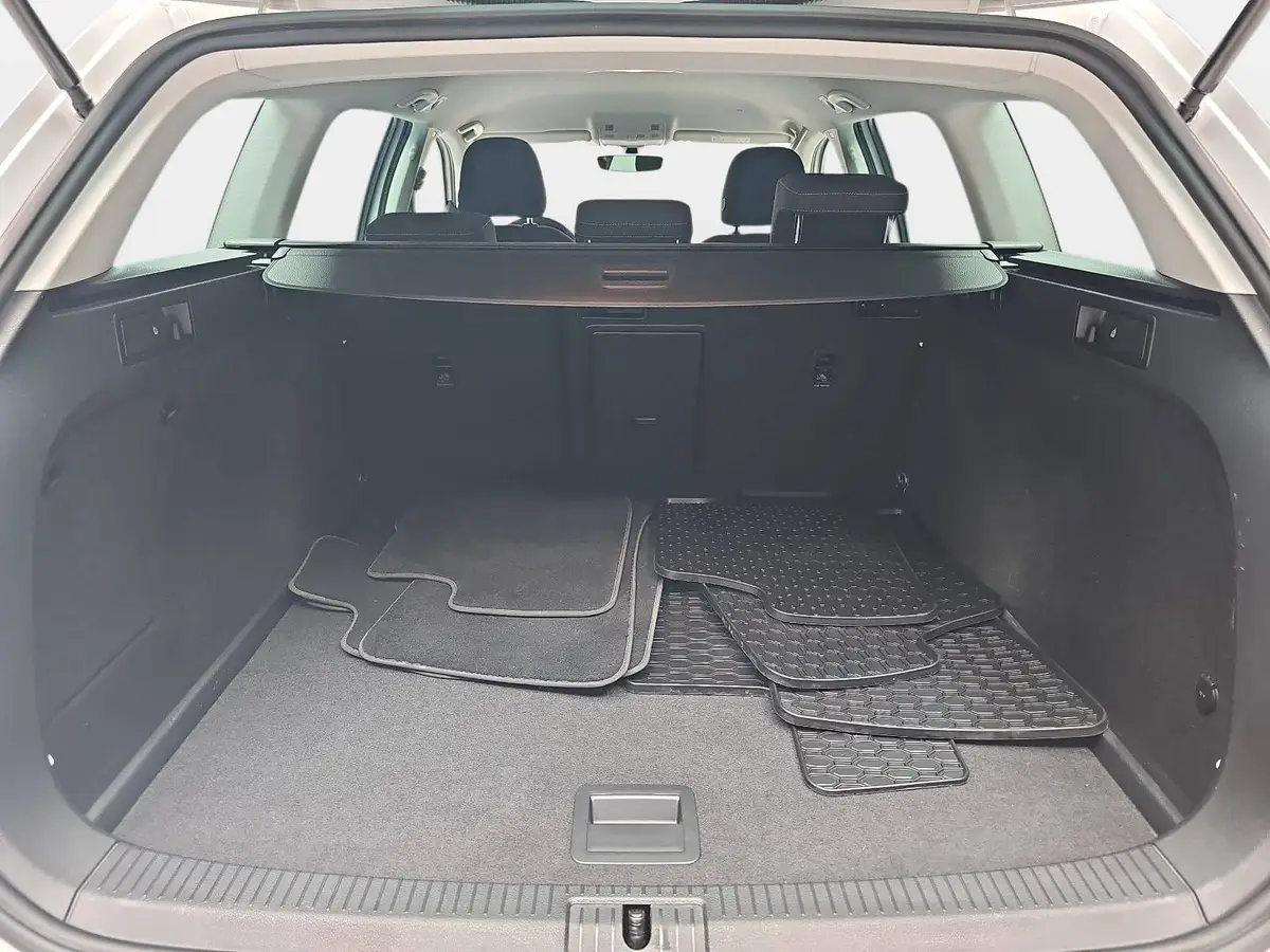 VW GOLF 1.5 TSI DSG VII VARIANT HIGHLINE NAVI