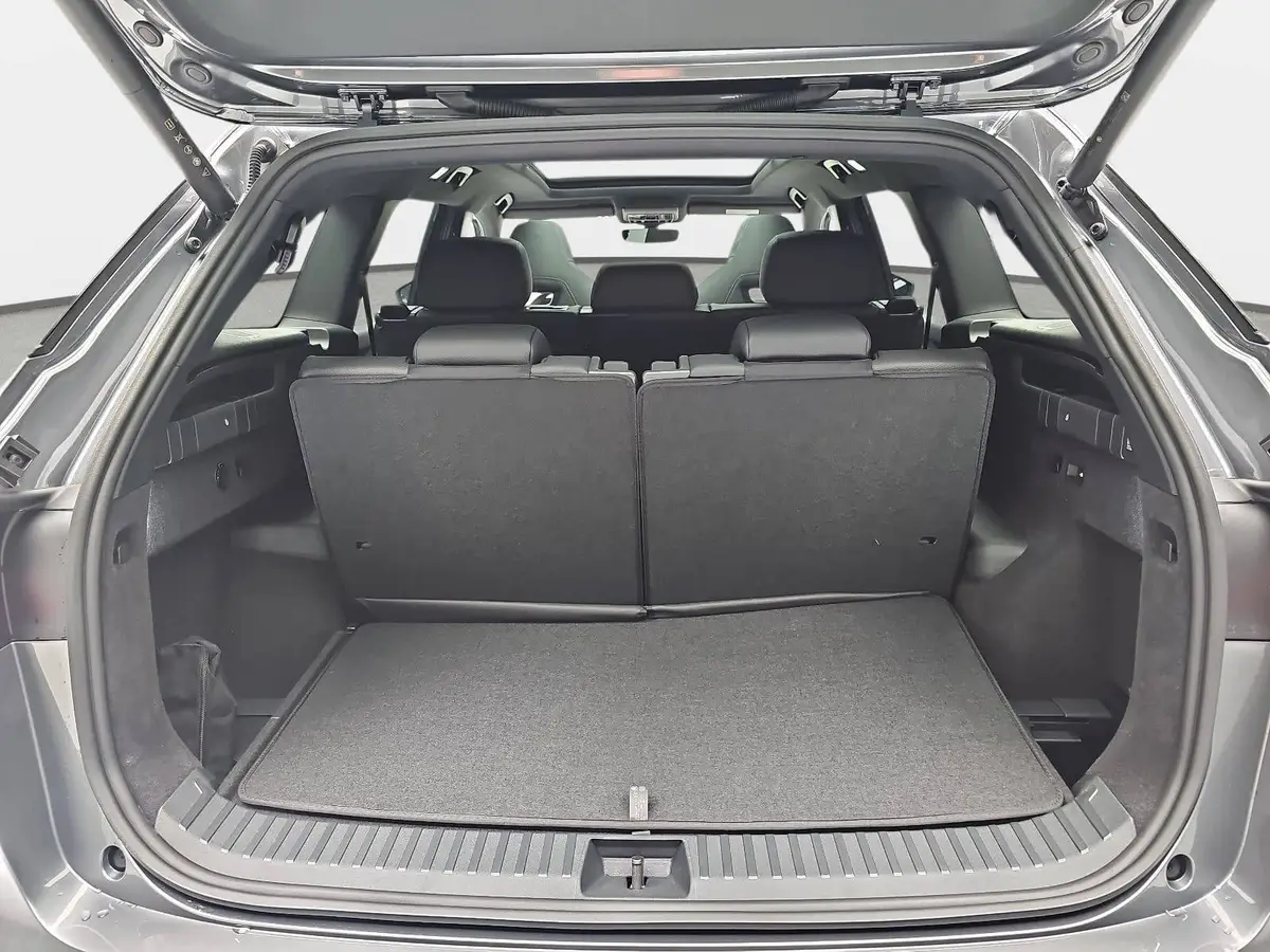 SKODA KODIAQ 1.5 TSI DSG SPORTLINE NAVI LED ACC PANO WINTER AHK