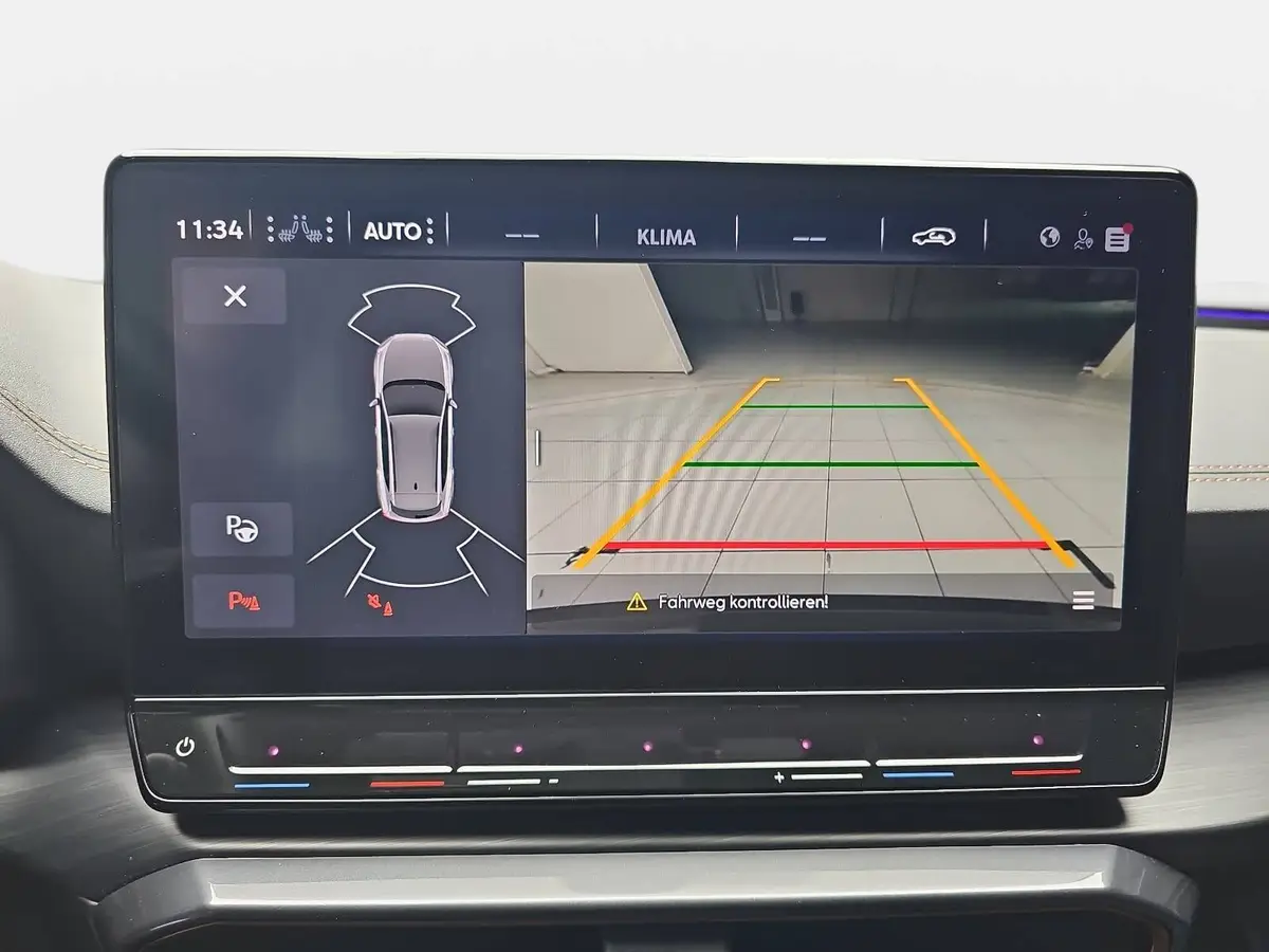 CUPRA FORMENTOR 1.4 E-HYBRID DSG MATRIX PANO AHK