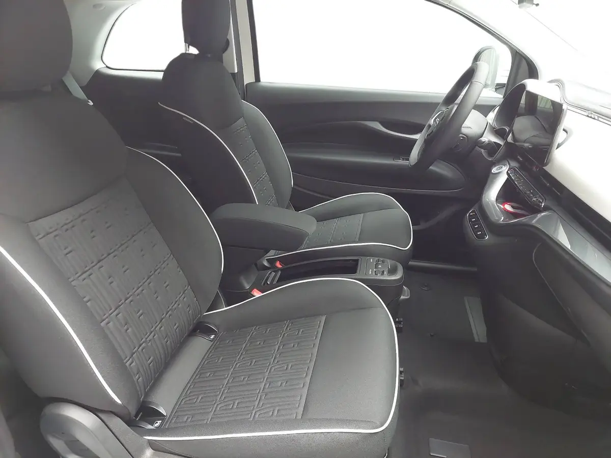 FIAT 500 ELEKTRO 42 KWH KOMFORT PAKET, 16 ZOLL LM FELGEN