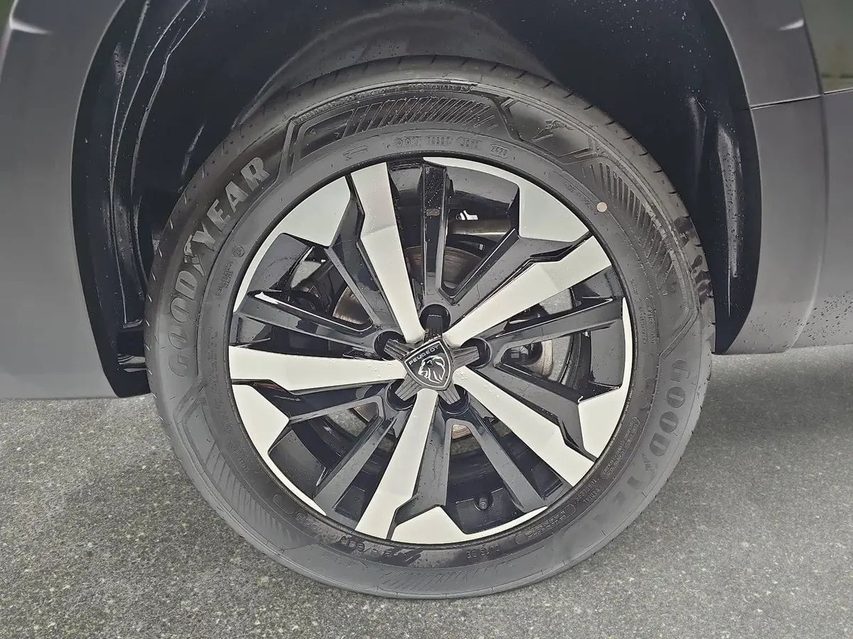 PEUGEOT RIFTER BLUEHDI 130 CV EAT8 GT L2 7-S LED AHK