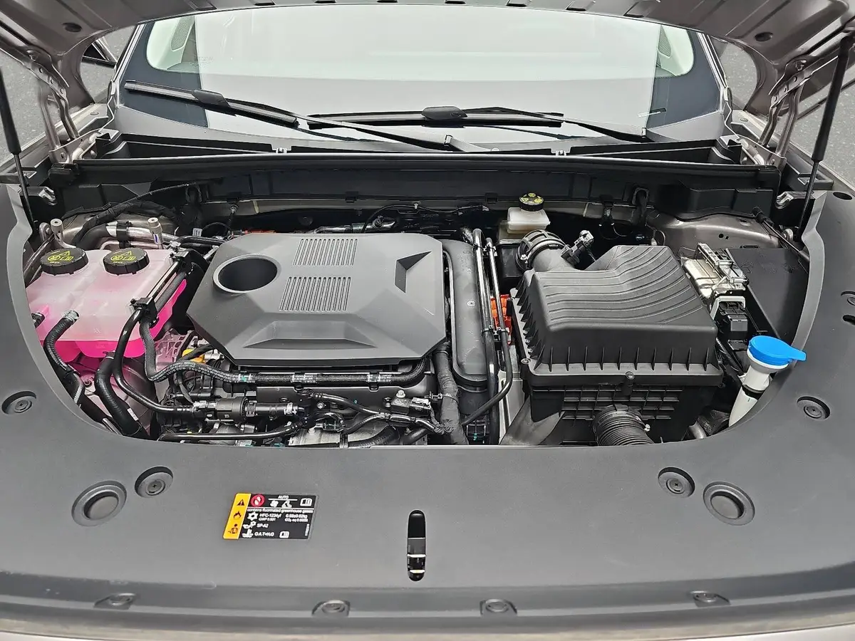 MG HS 1.5 PLUG-IN-HYBRID LUXURY LEDER 360-GRAD-KAMERA 19-ZOLL-LM