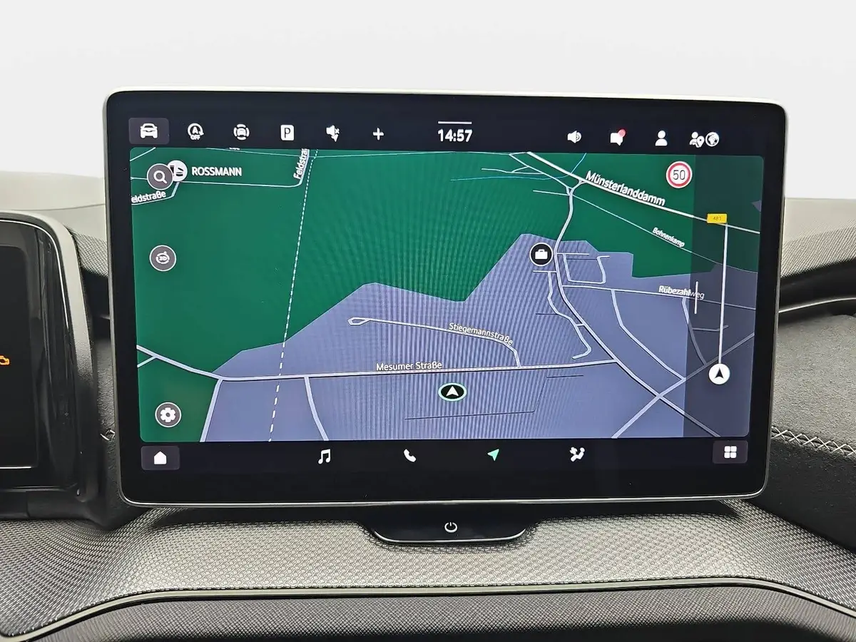 SKODA KODIAQ 1.5 TSI DSG SPORTLINE NAVI LED PANO 7-SITZE KAMERA